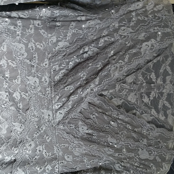 Dress - Picture 2 of 3